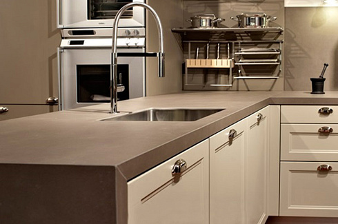 Коричневая столешница QUARTZSTONE