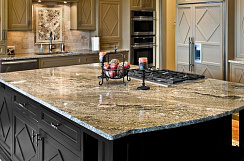 Кухонная столешница QUARTZSTONE в интерьере