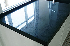 Столешница из материала QUARTZSTONE